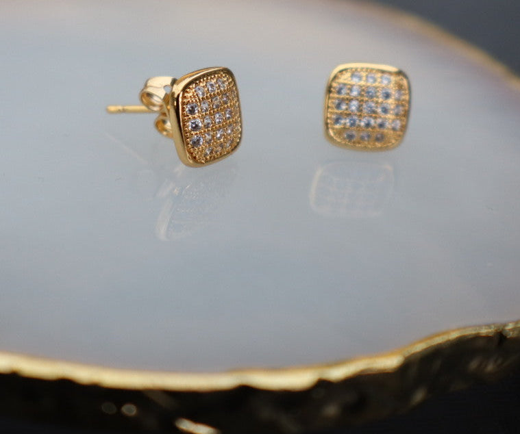 Everyday gem earrings