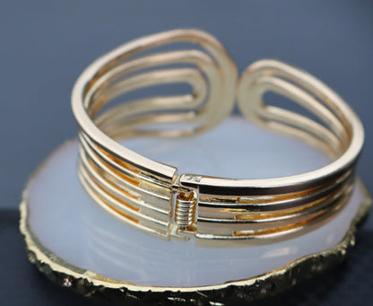 Golden main bangle