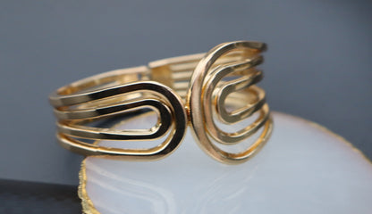 Golden main bangle