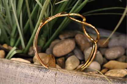Loop bangle